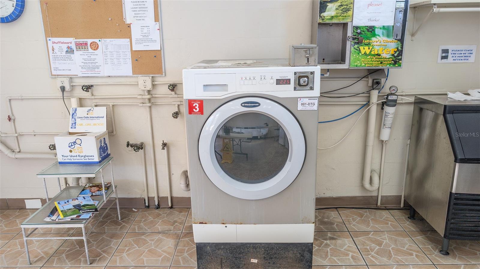 TARPON SHORES MOBILE HOME VILLASGE - Residential