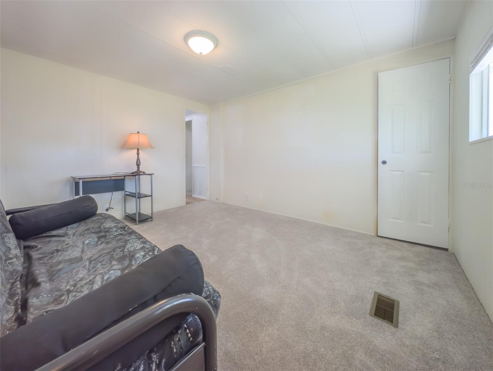 TARPON SHORES MOBILE HOME VILLASGE - Residential