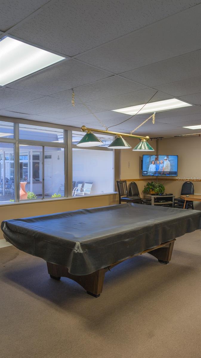 TARPON SHORES MOBILE HOME VILLASGE - Residential