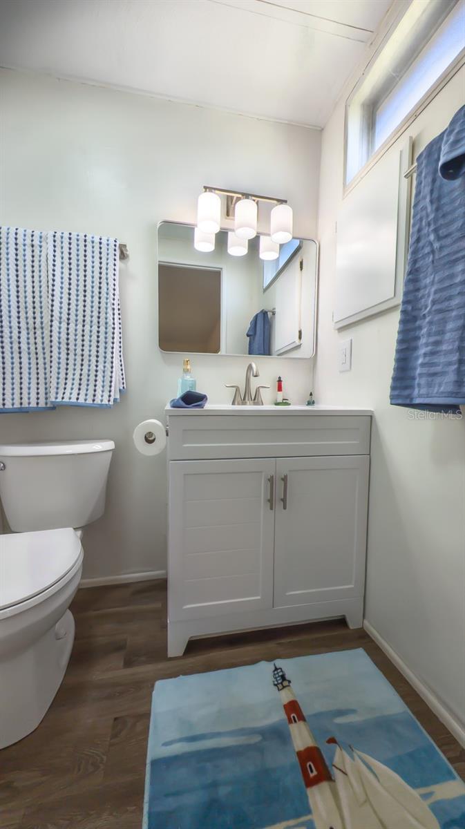 TARPON SHORES MOBILE HOME VILLASGE - Residential