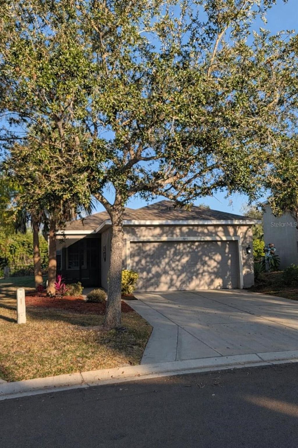 Photo of 7051 Chatum Light Run, Bradenton, FL 34212 (MLS # O6370258)