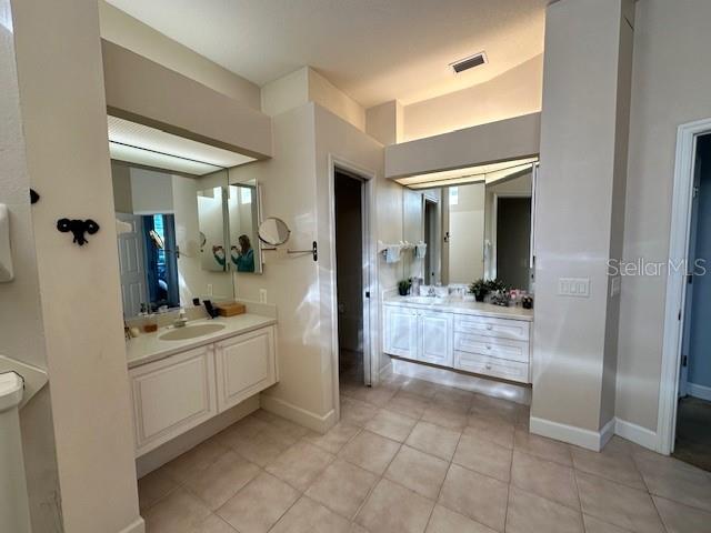 ROSEDALE 5 - Residential Lease