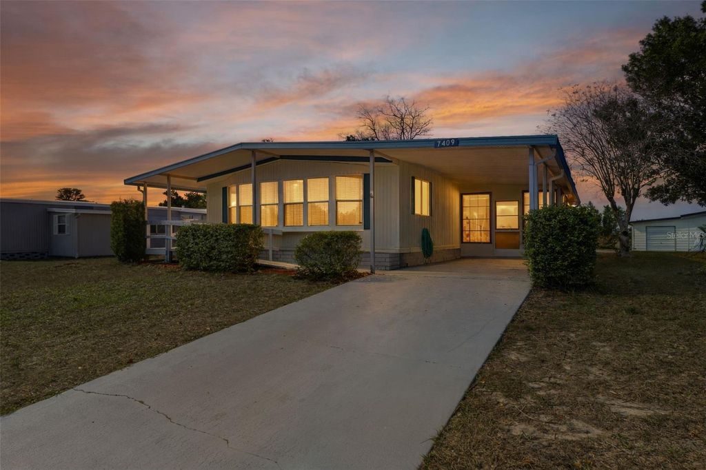 Photo of 7409 Eastern Circle Drive, Brooksville, FL 34613 (MLS # TB8455111)