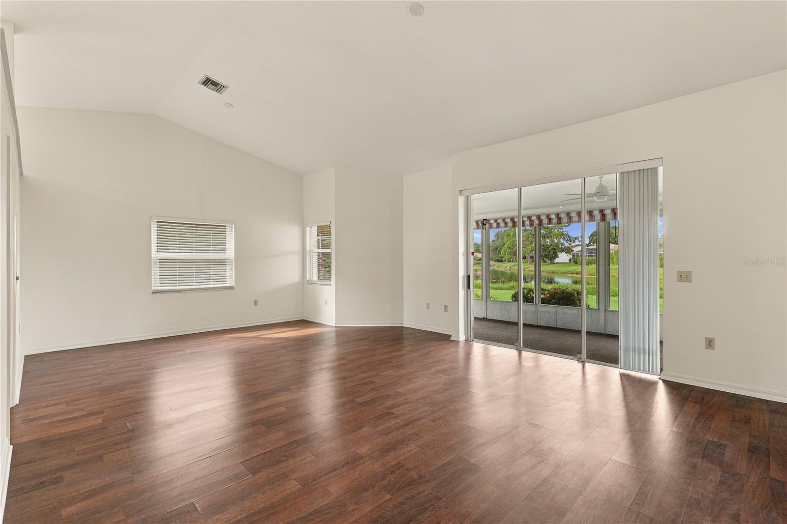5816 BEAURIVAGE AVENUE, SARASOTA, FL, 34243 4 5816 BEAURIVAGE AVENUE
