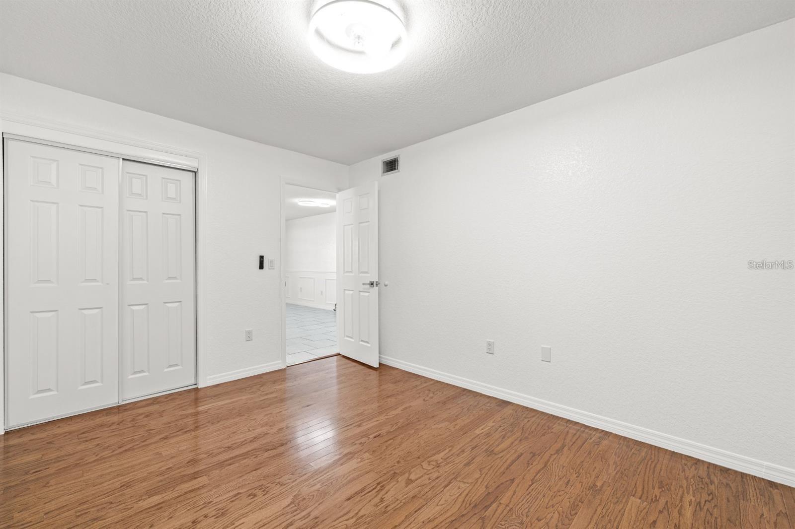 TOWN APTS CONDO - Residential