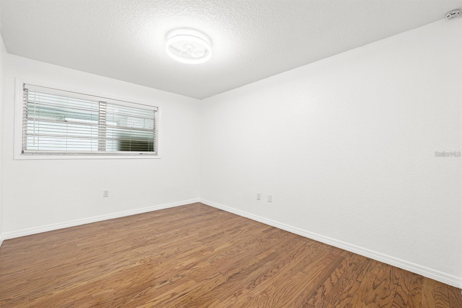 TOWN APTS CONDO - Residential