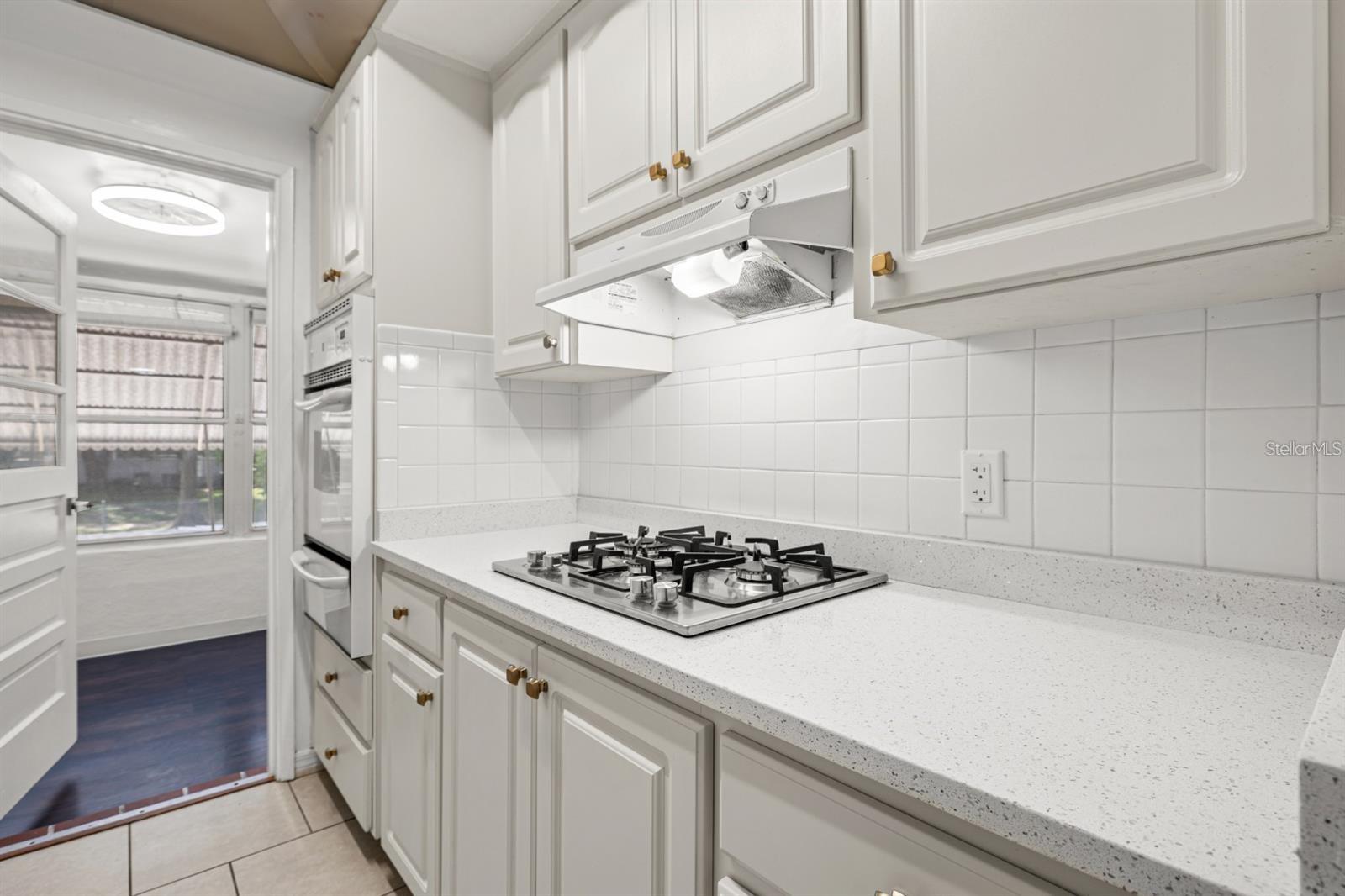 TOWN APTS CONDO - Residential