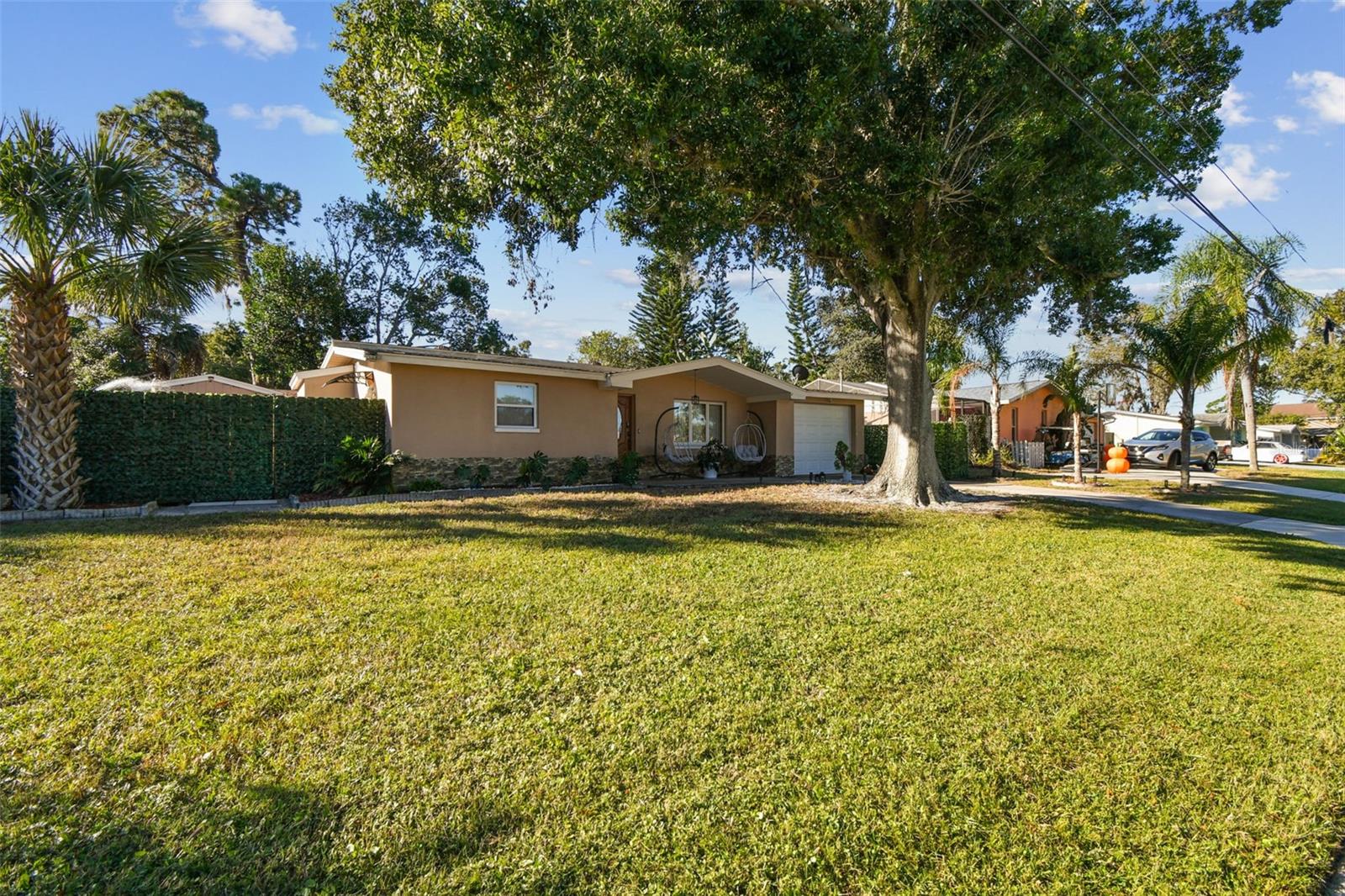 LAKE SHORE ESTATES 1ST ADD - Residential