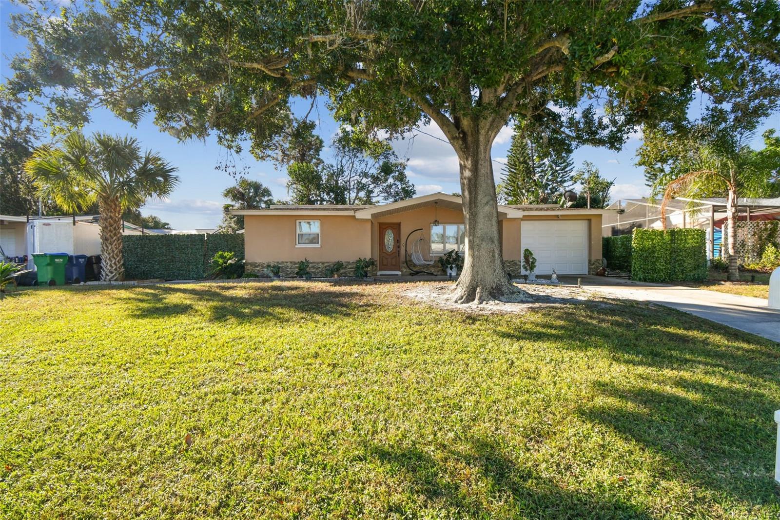 LAKE SHORE ESTATES 1ST ADD - Residential