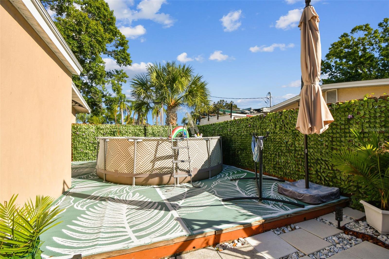 LAKE SHORE ESTATES 1ST ADD - Residential