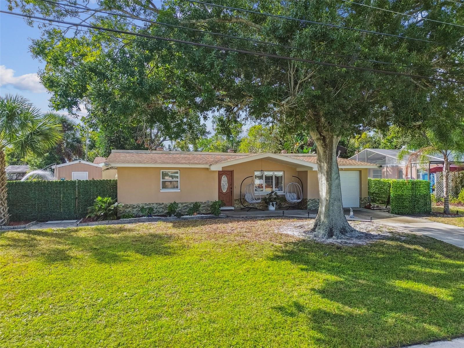 LAKE SHORE ESTATES 1ST ADD - Residential