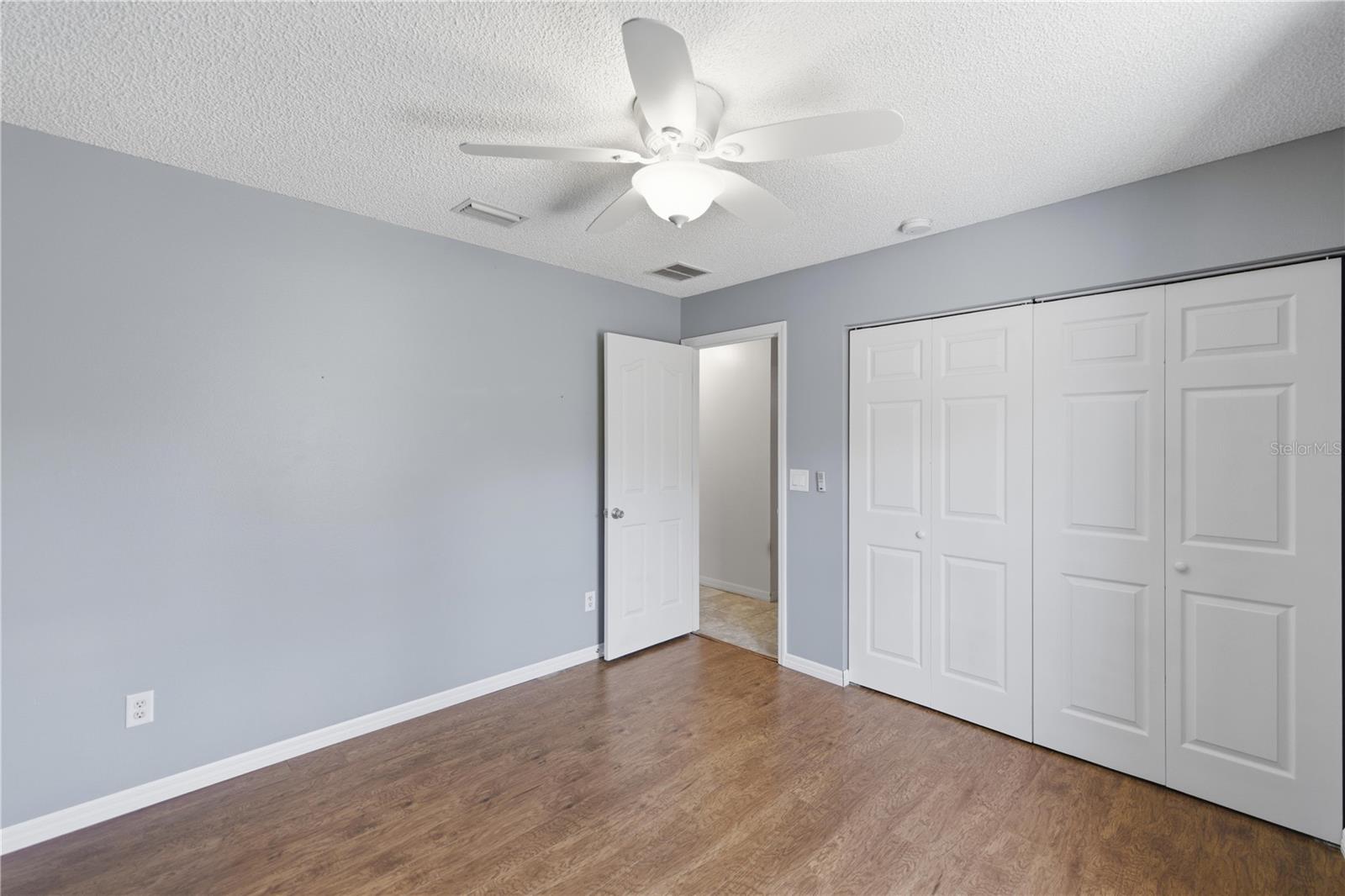 RAINBOW LAKES ESTATE - Residential