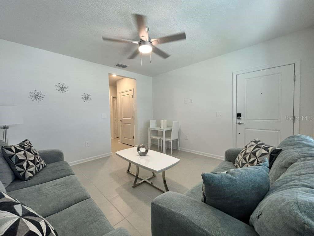 WELLNESS RDG PH 1-B - Residential Lease