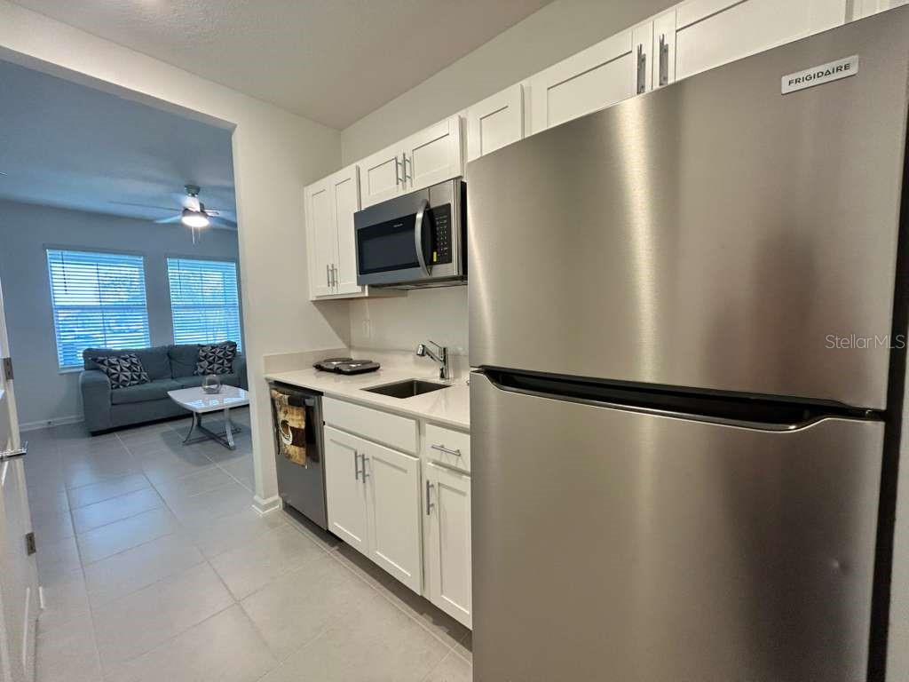 WELLNESS RDG PH 1-B - Residential Lease