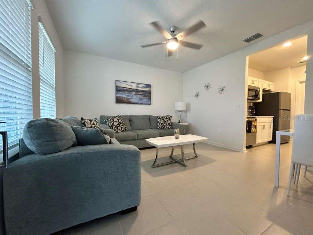 WELLNESS RDG PH 1-B - Residential Lease