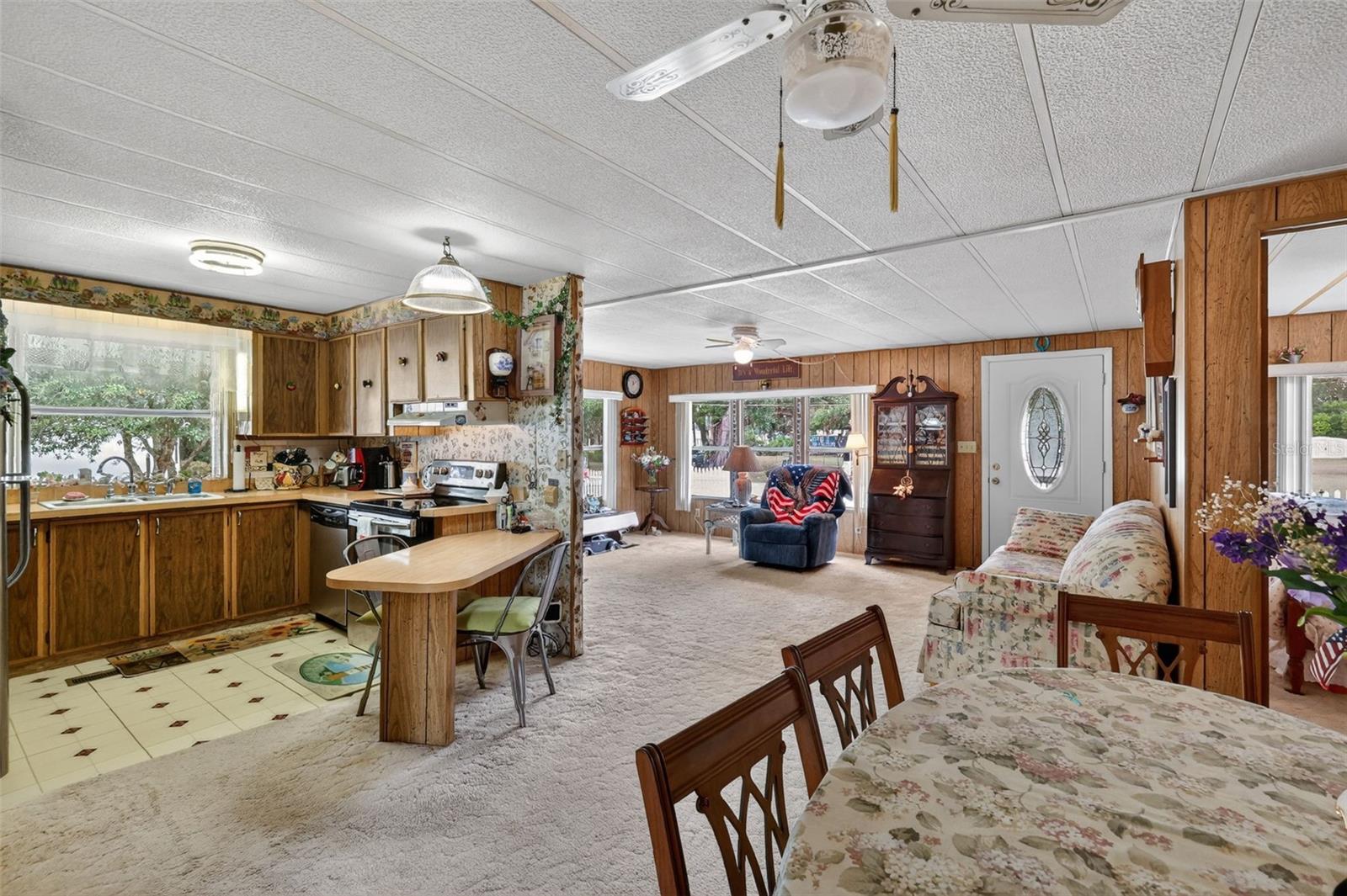 MOBILE HOME MEADOWS - Residential