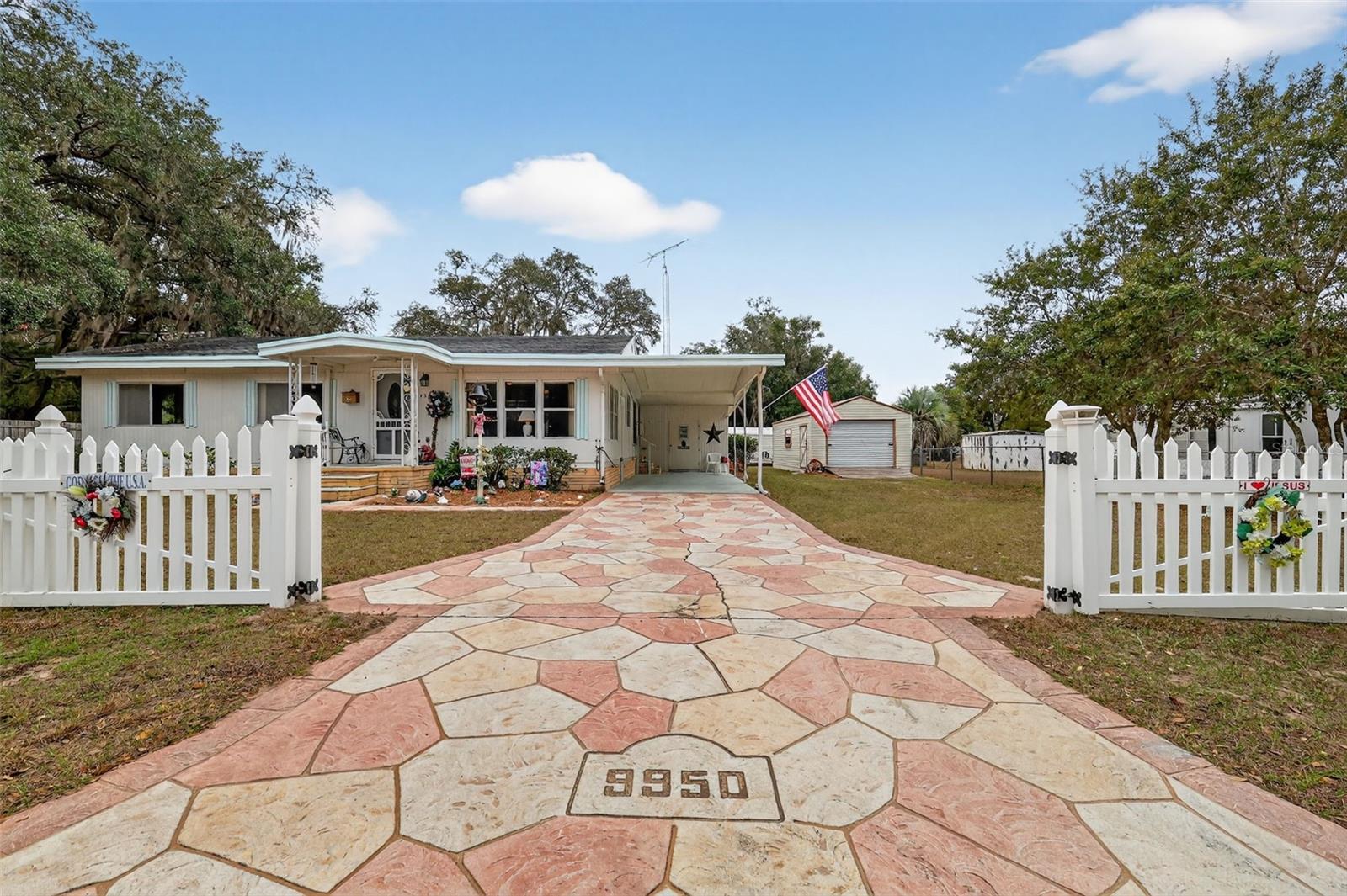 MOBILE HOME MEADOWS - Residential