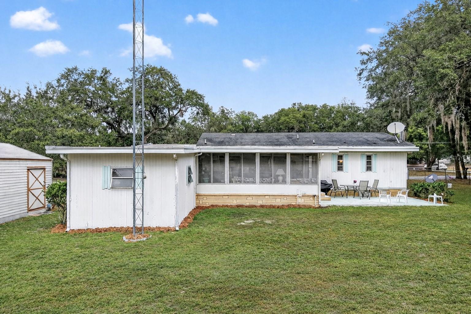 MOBILE HOME MEADOWS - Residential