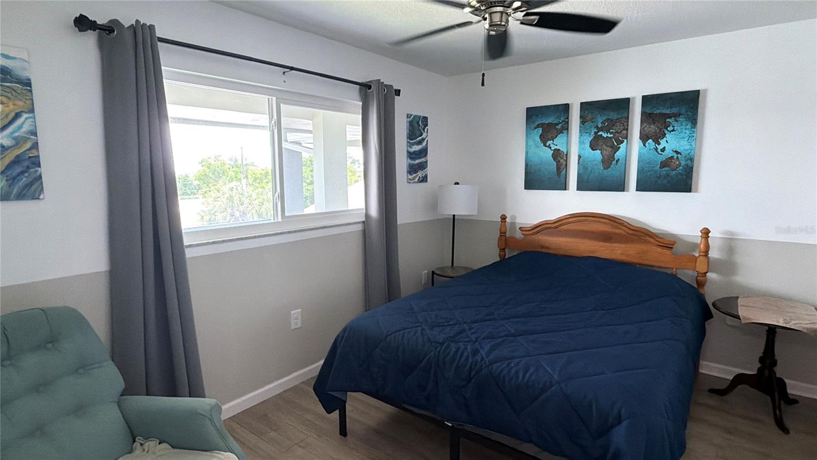 COUNTRY CLUB APTS - Residential