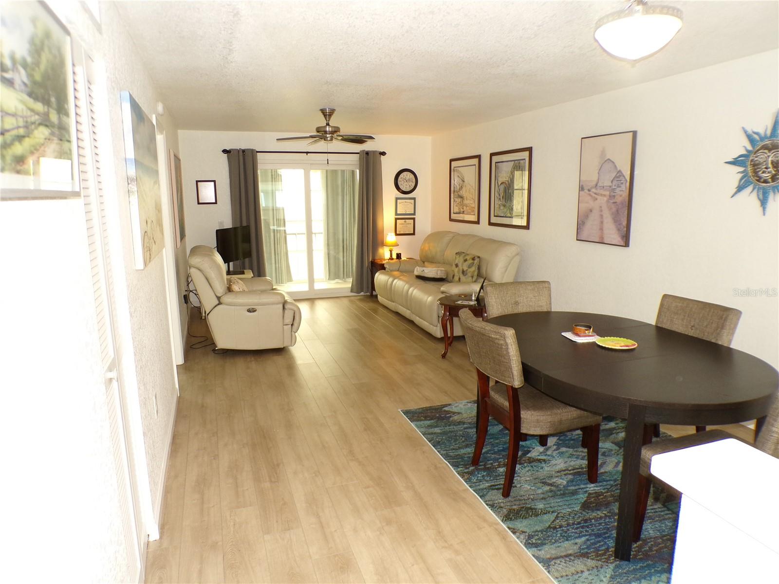 649 TAMIAMI TRAIL S 305