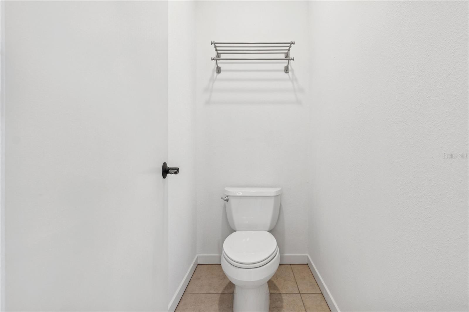 THE VILLAS ON LAUREL - Residential