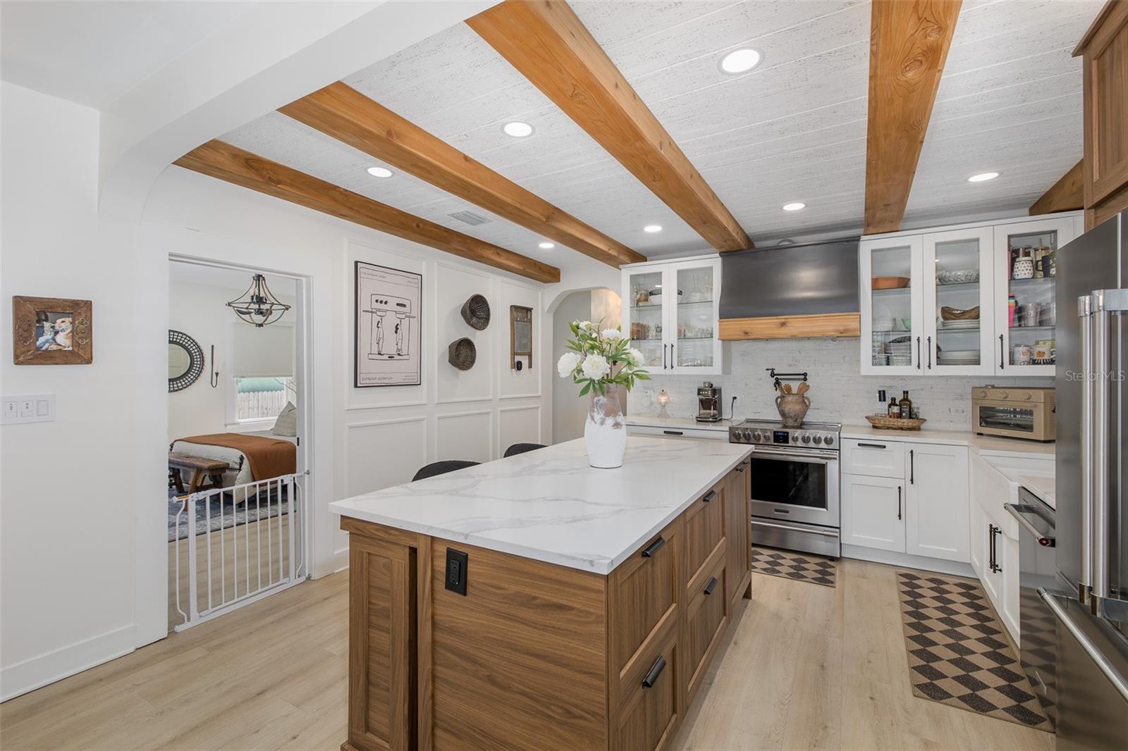 EVELYN CITY - Residential