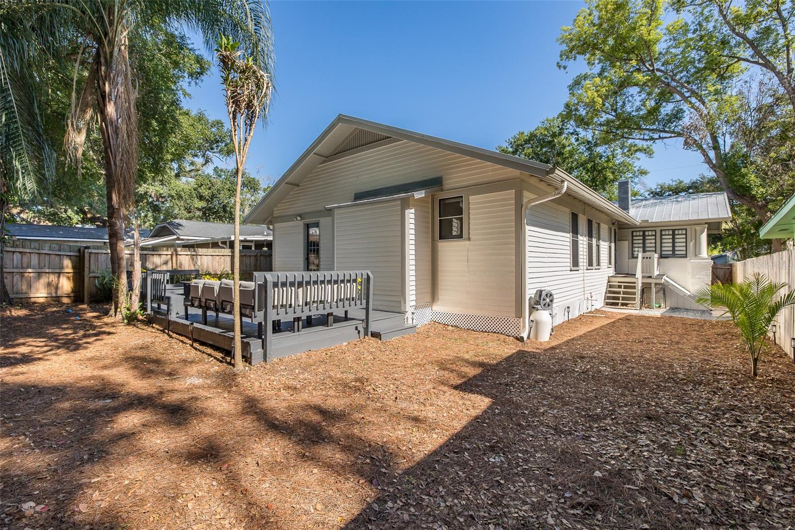 EVELYN CITY - Residential