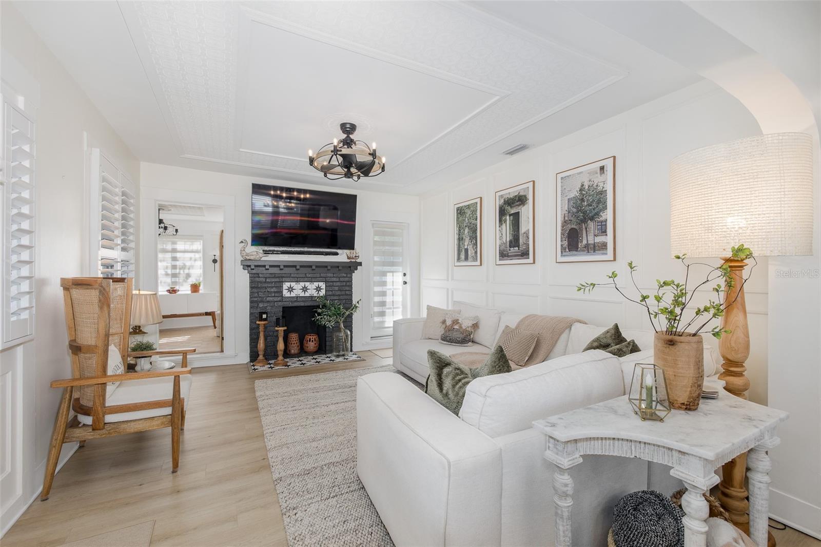 EVELYN CITY - Residential