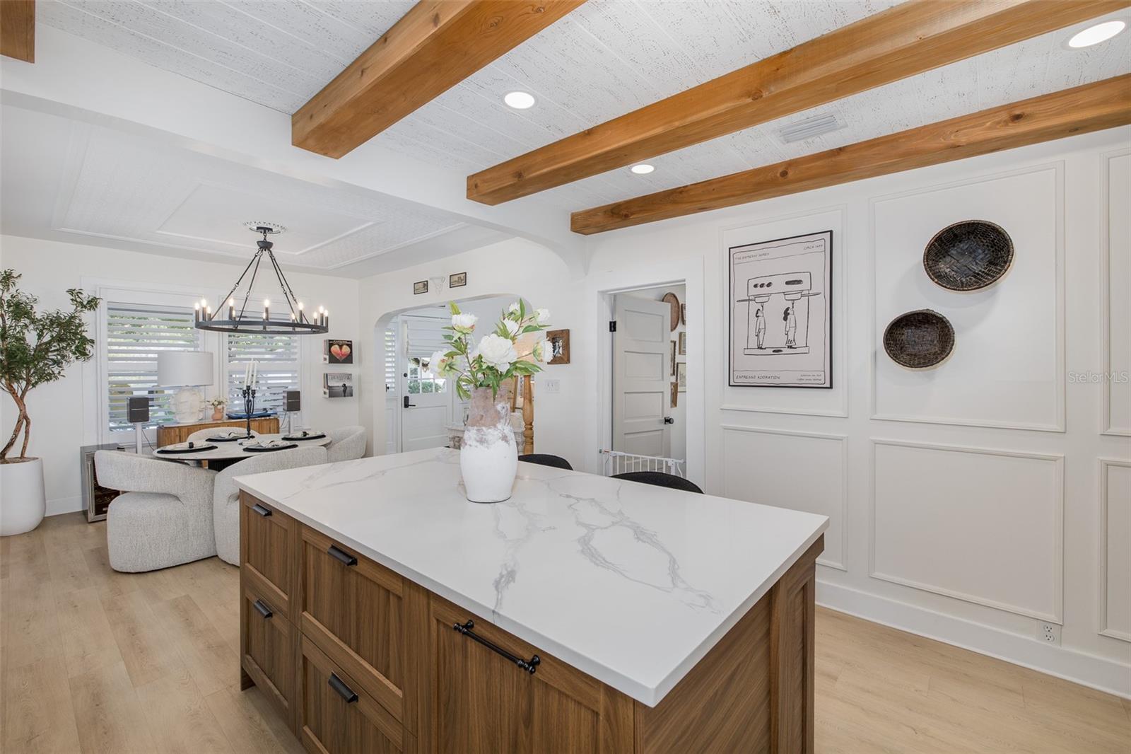 EVELYN CITY - Residential