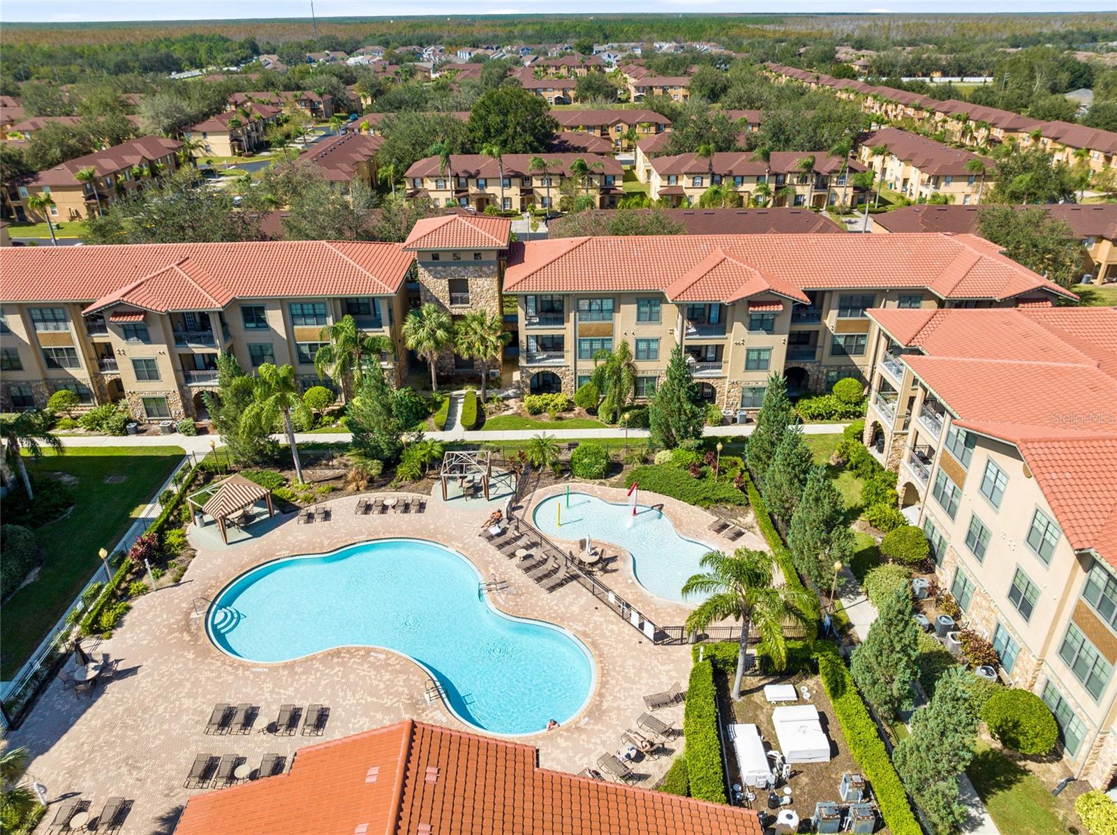 BELLA PIAZZA - Residential