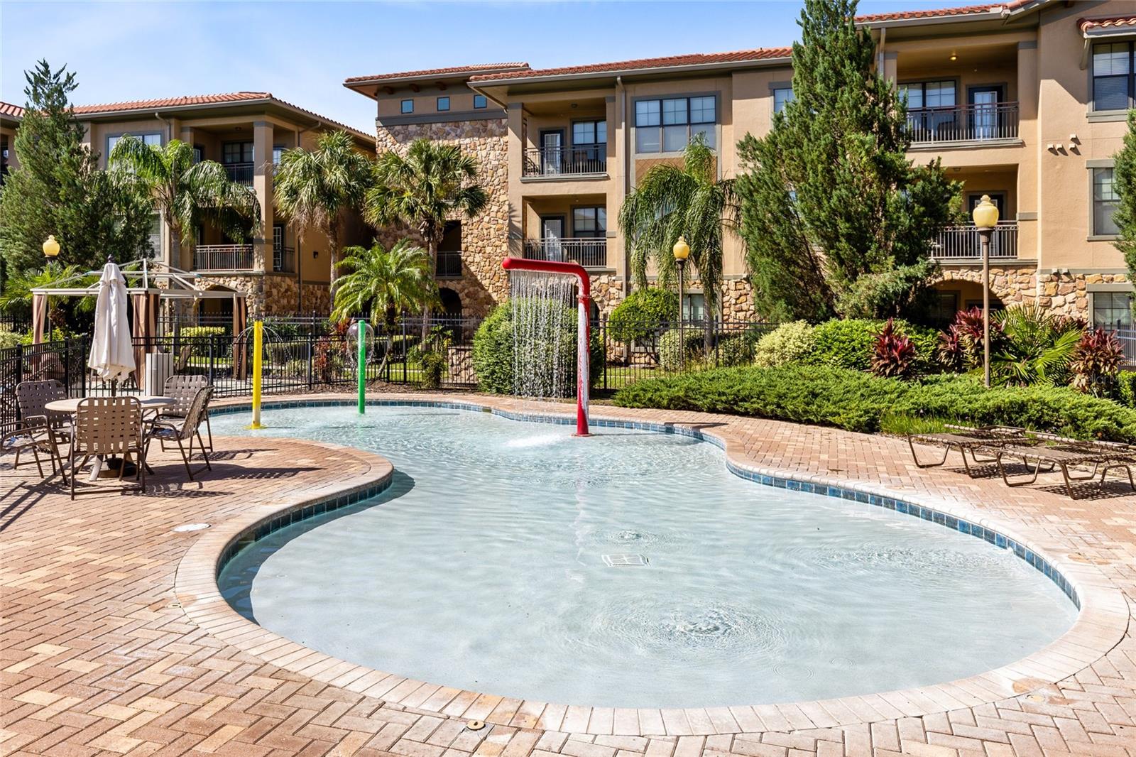 BELLA PIAZZA - Residential