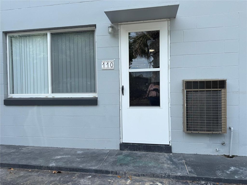 Photo of 825 N Primrose Drive #110, Orlando, FL 32803 (MLS # O6401262)