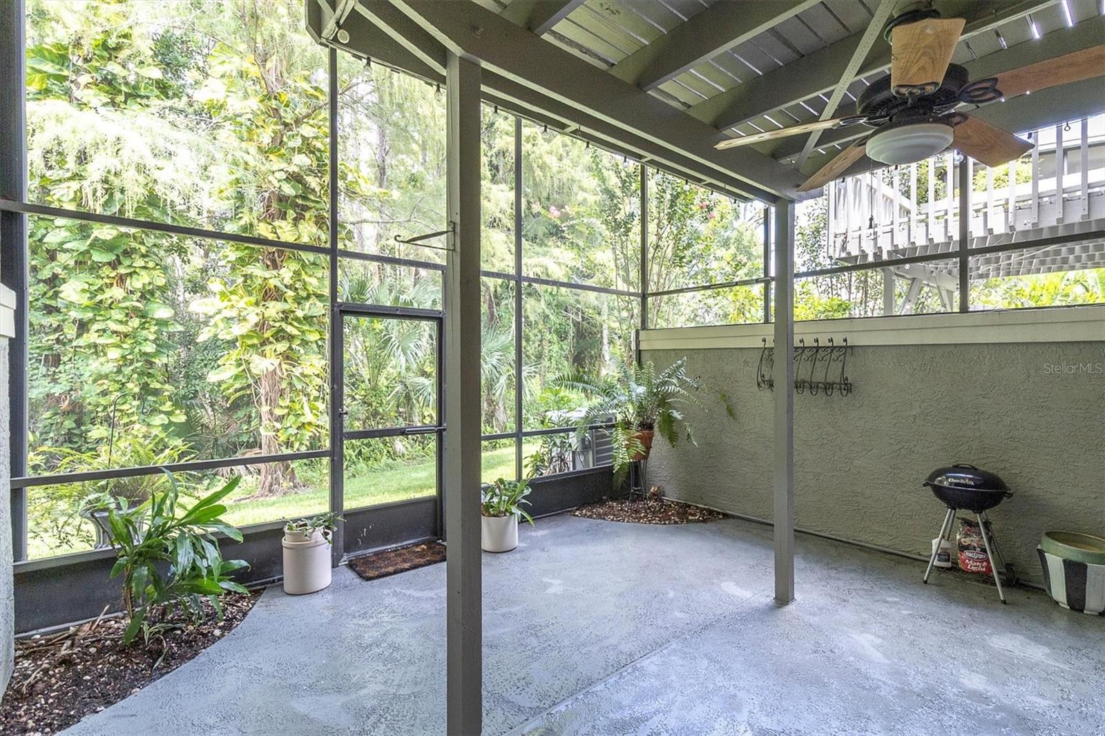 CARROLLWOOD VILLAGE PH III - Residential