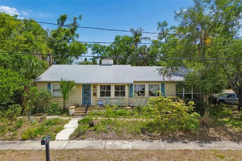 Photo of 3812 W Empedrado Street, Tampa, FL 33629 (MLS # TB8501066)