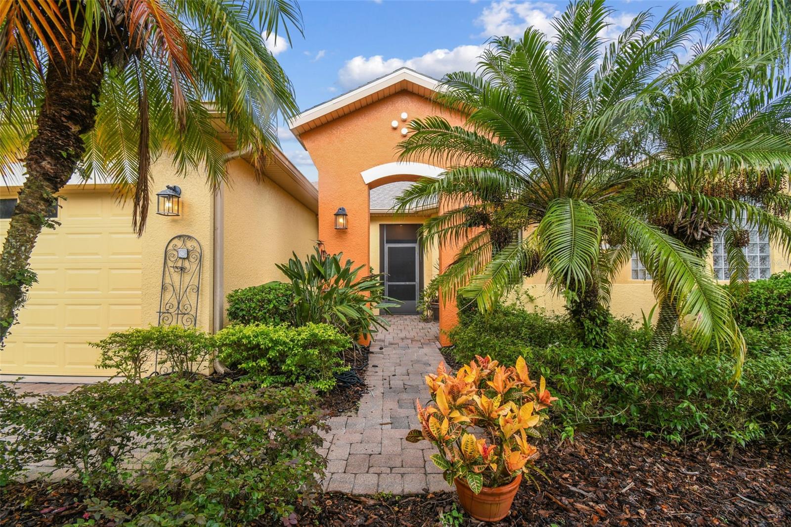 861 BELLA VIANA ROAD