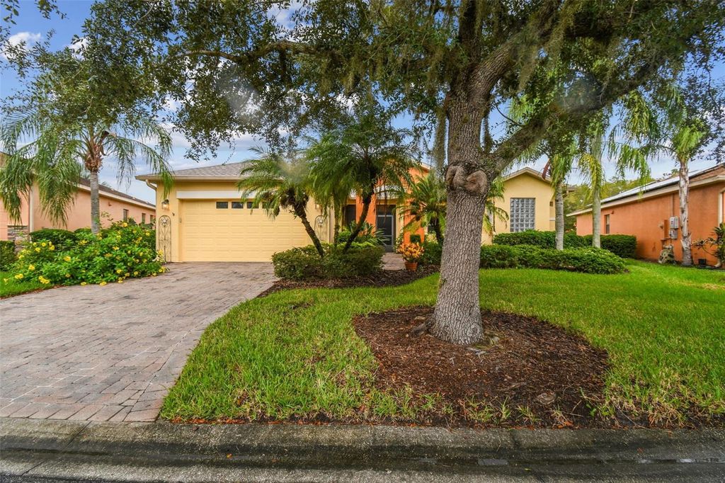 Photo of 861 Bella Viana Road, Kissimmee, FL 34759 (MLS # S5135913)