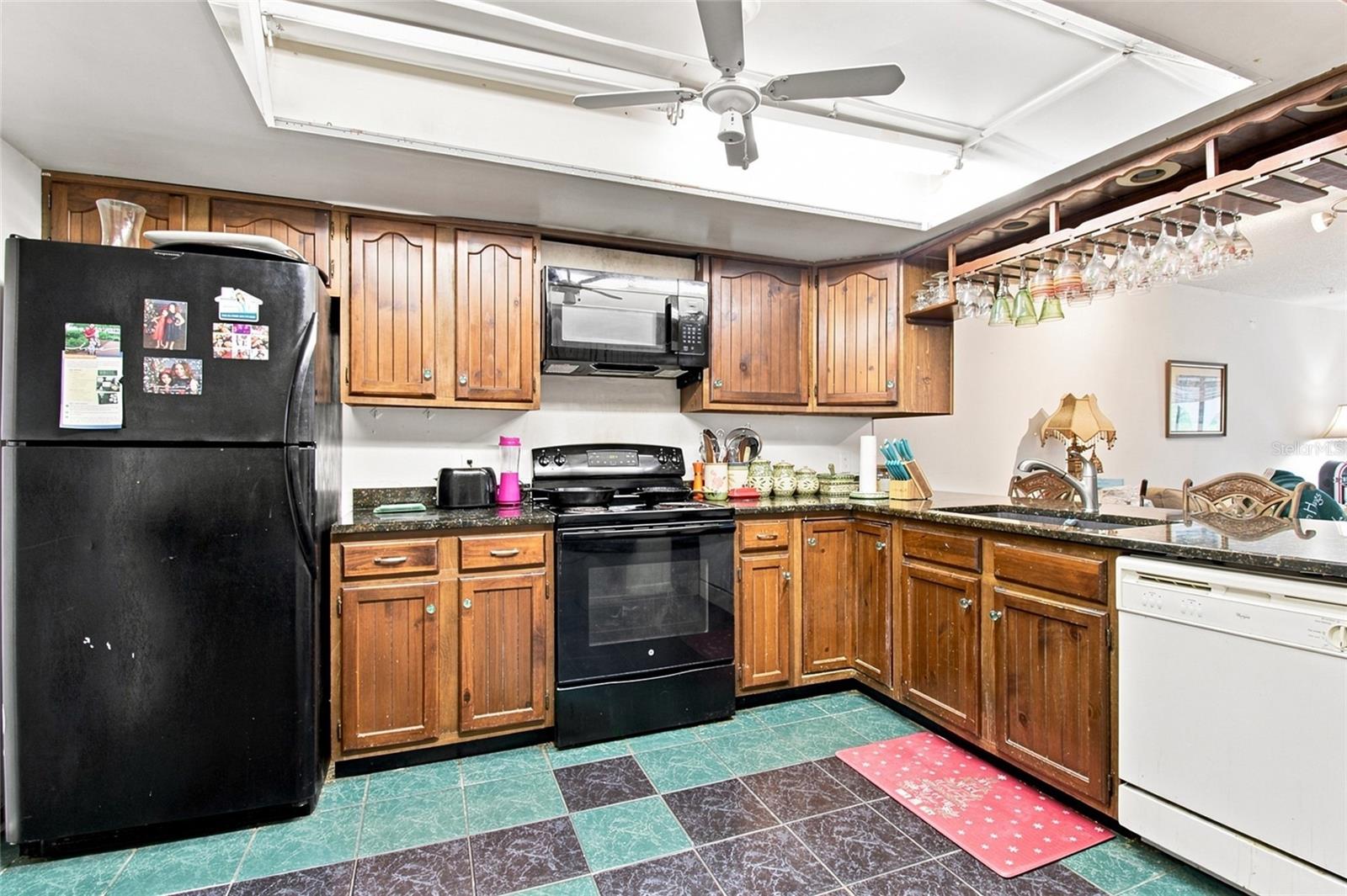 7104 KIRSCH COURT 3