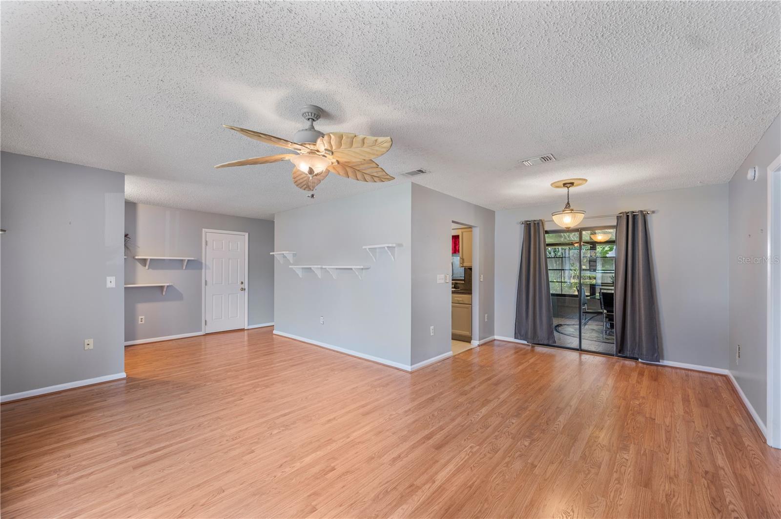 MEADOWS - Residential