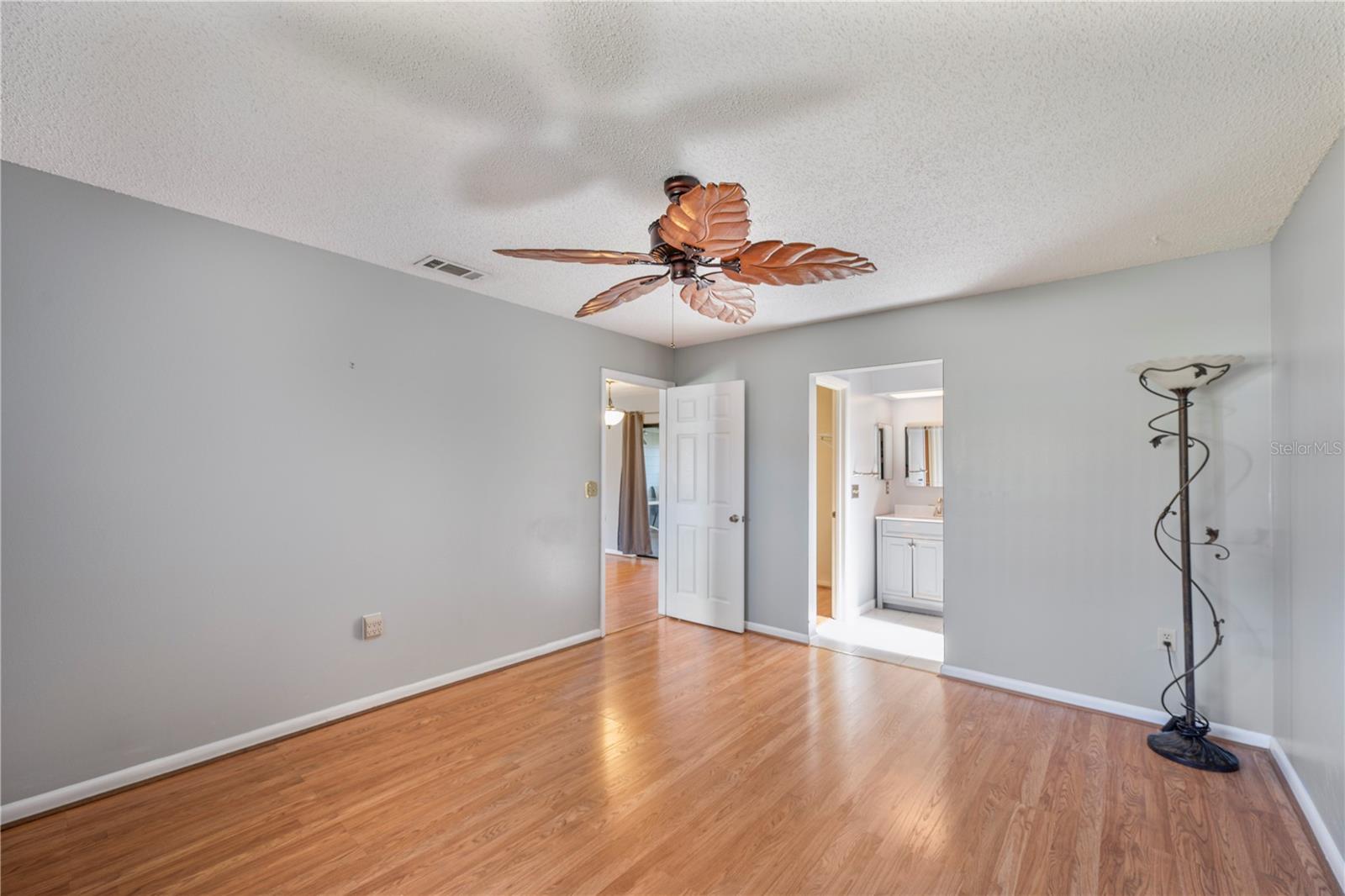 MEADOWS - Residential