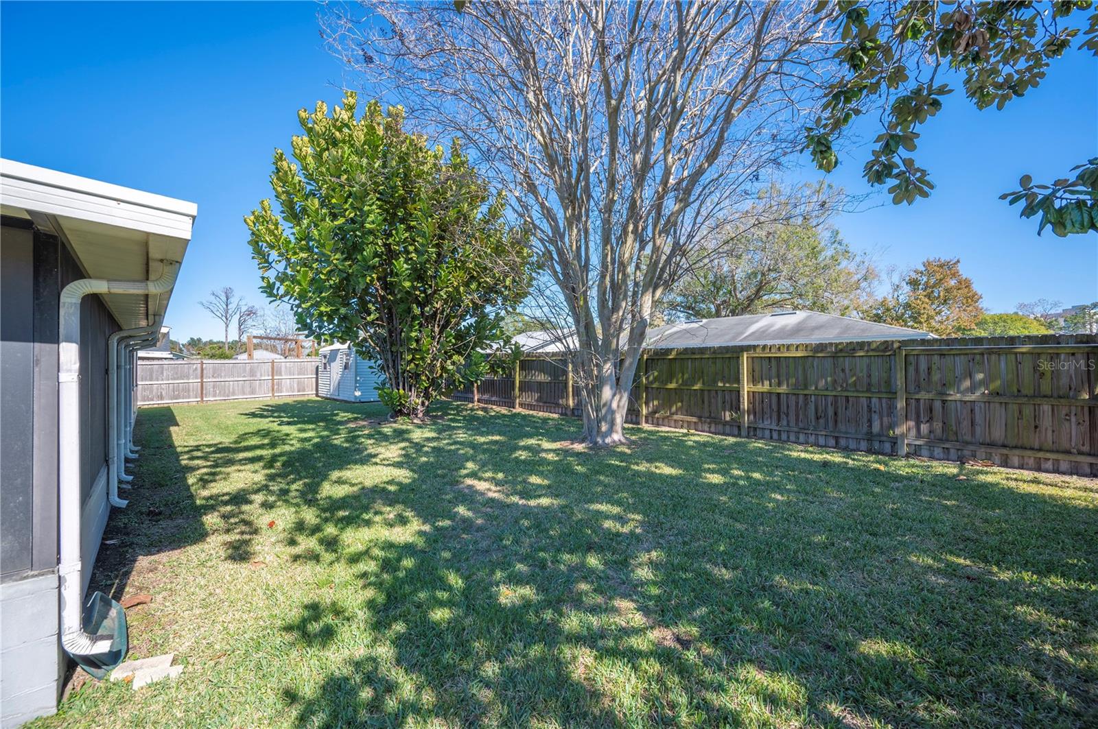 MEADOWS - Residential