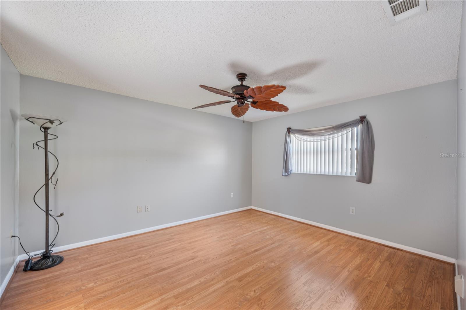 MEADOWS - Residential