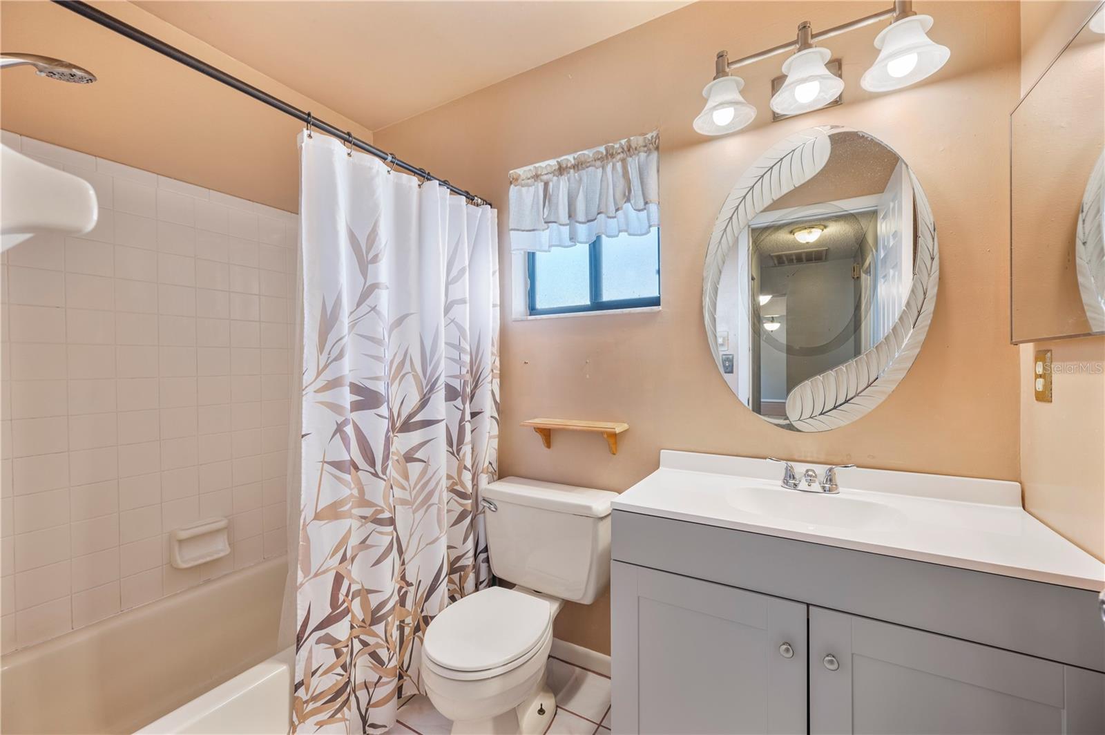 MEADOWS - Residential