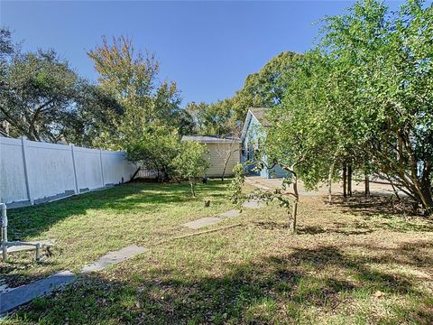 A home in APOPKA