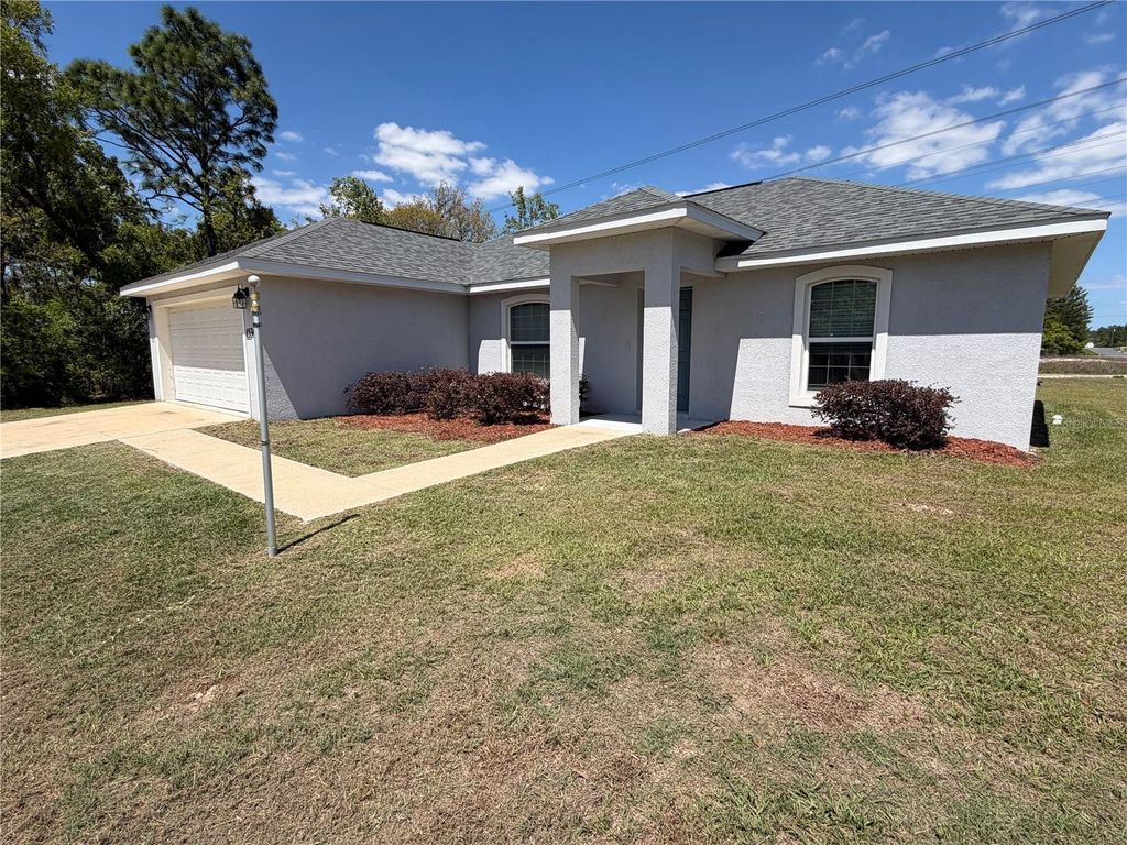 Photo of 15369 SW 65th Terrace Road, Ocala, FL 34473 (MLS # O6399211)