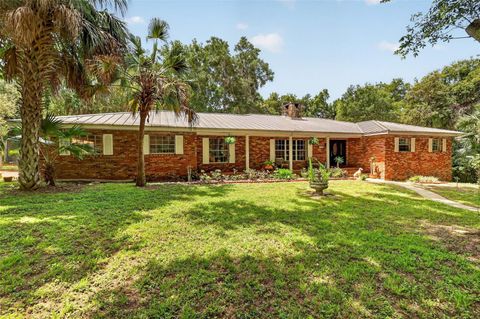Photo of 22740 County Road 44a, Eustis, FL 32736 (MLS # G5114733)