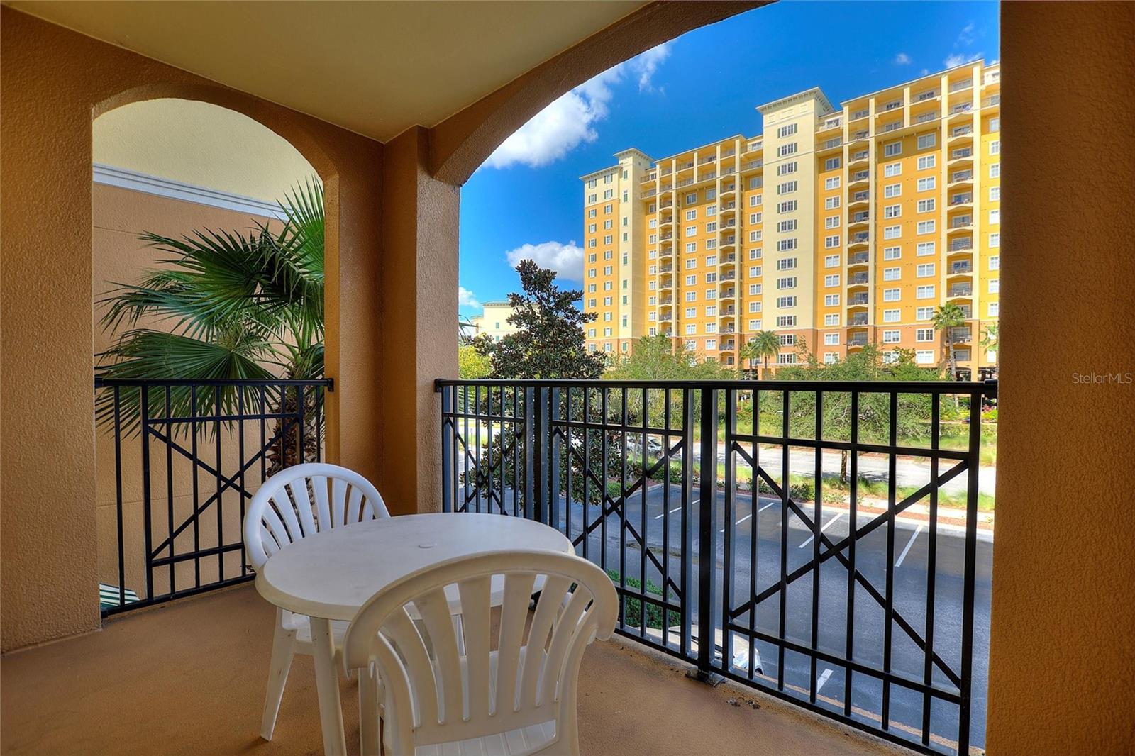 LAKE BUENA VISTA RESORT VILLAGE 2 CONDO - Residential