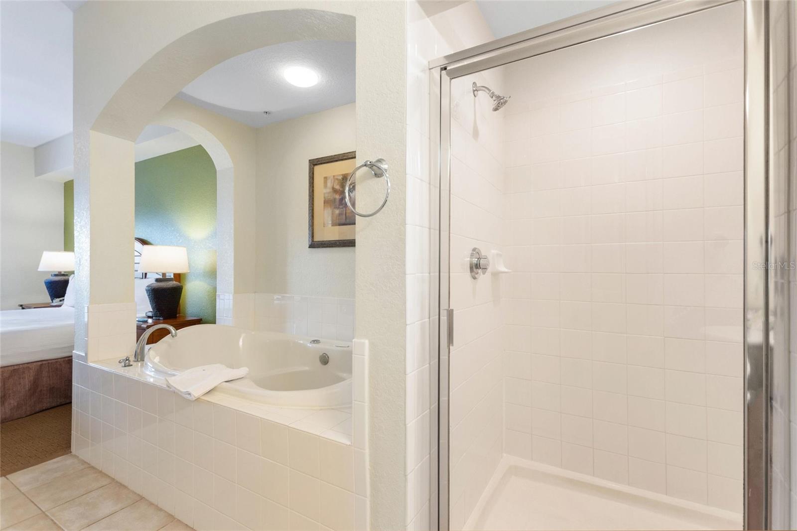 LAKE BUENA VISTA RESORT VILLAGE 2 CONDO - Residential