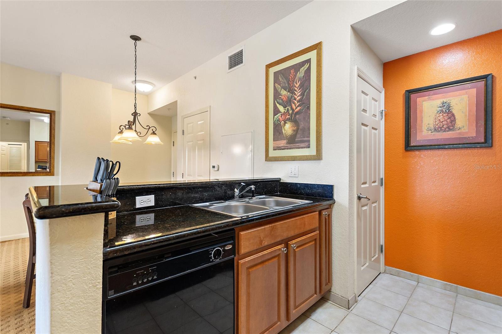 LAKE BUENA VISTA RESORT VILLAGE 2 CONDO - Residential