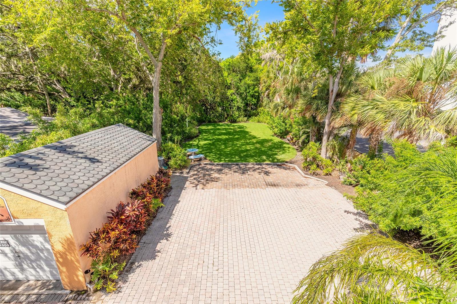 HODGMANS DAYTONA - Residential Income