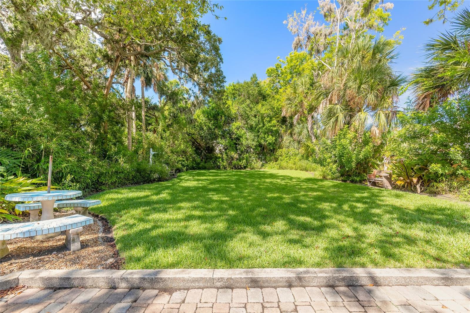 HODGMANS DAYTONA - Residential Income